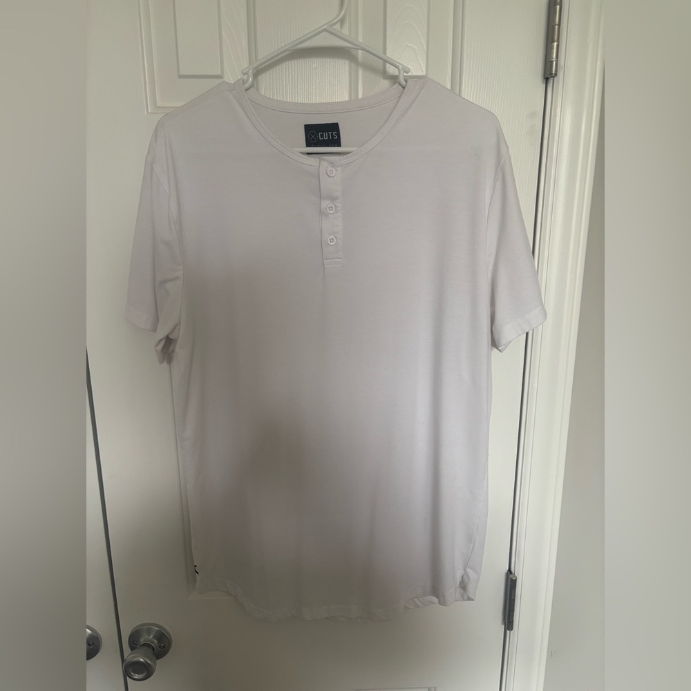 Men's Cuts clothing AO short Sleeve Henley Shirt white